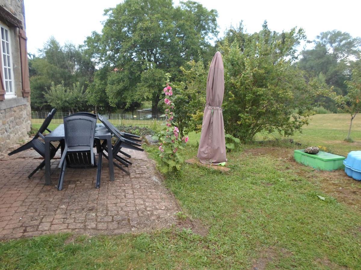 Relais Des Chaux Bed and Breakfast Saint-Jean-des-Ollières Εξωτερικό φωτογραφία